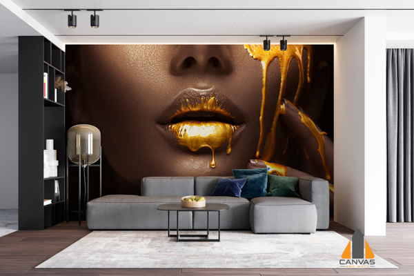 Lips dripping with Gold